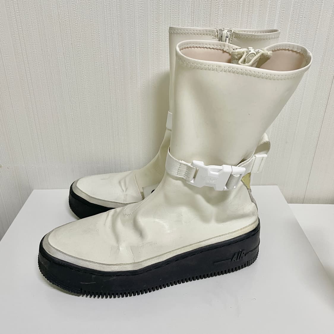 [235] 나이키 포스1 세이지 하이 검솔 화이트 방수부츠 레인부츠 상품이미지3