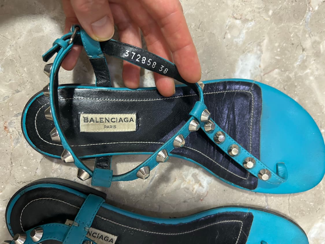 발렌시아가 상품이미지2