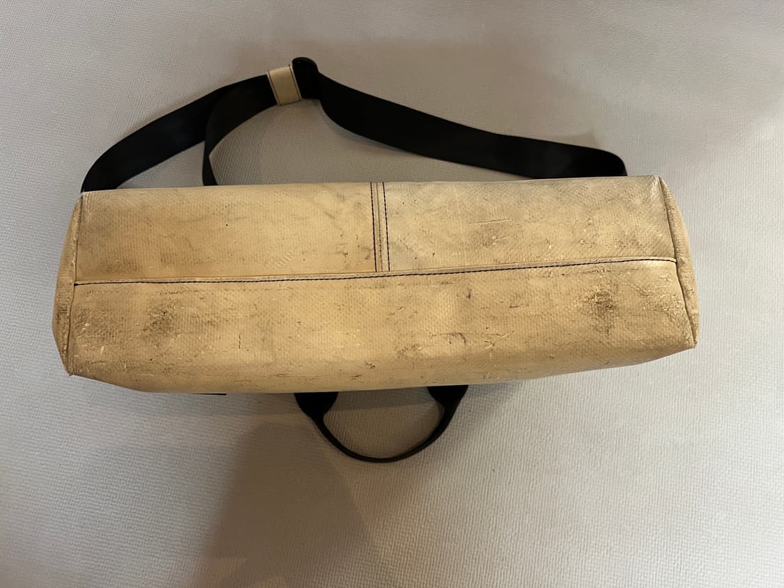 프라이탁 로이(화이트/민트) 상품이미지7