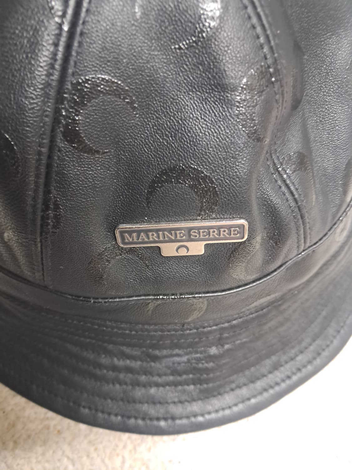 마린세르(Marine Serre) 블랙 레더 버킷 상품이미지2