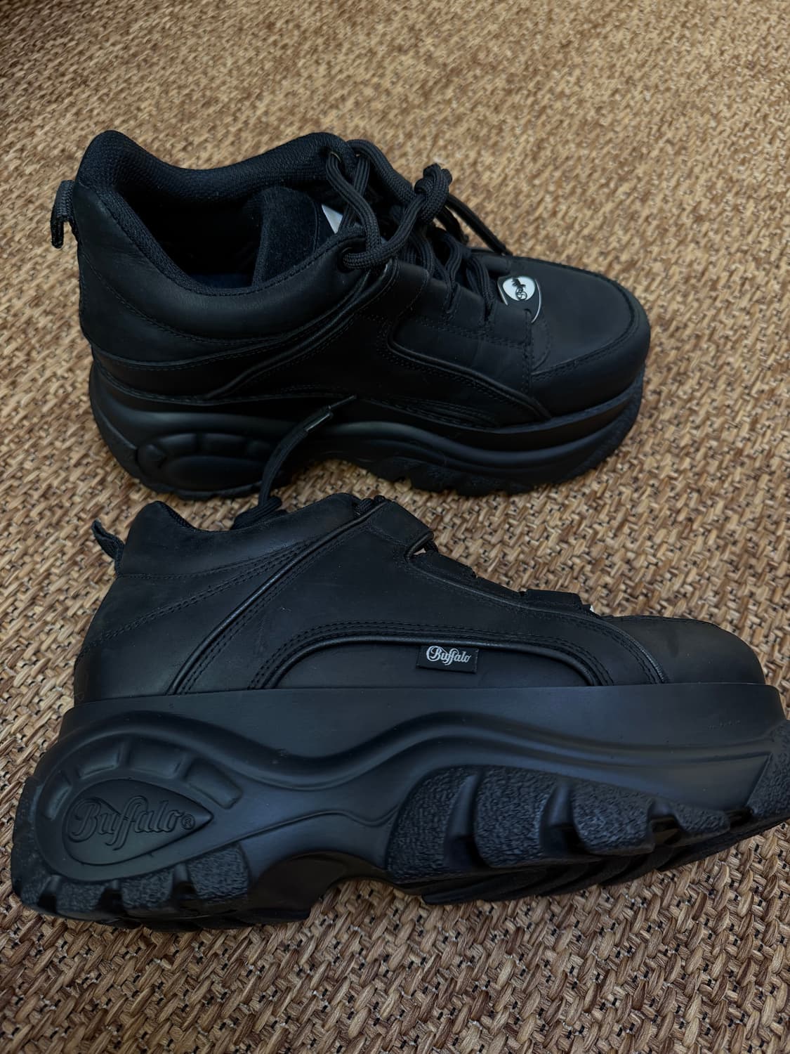 버팔로 런던 플랫폼슈즈 250 39 사이즈  상품이미지4