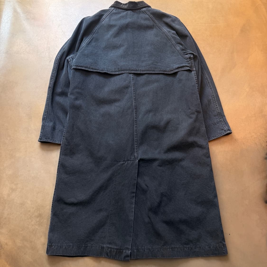 엘엘빈  블랙다잉 내피포함 롱 코트 상품이미지4