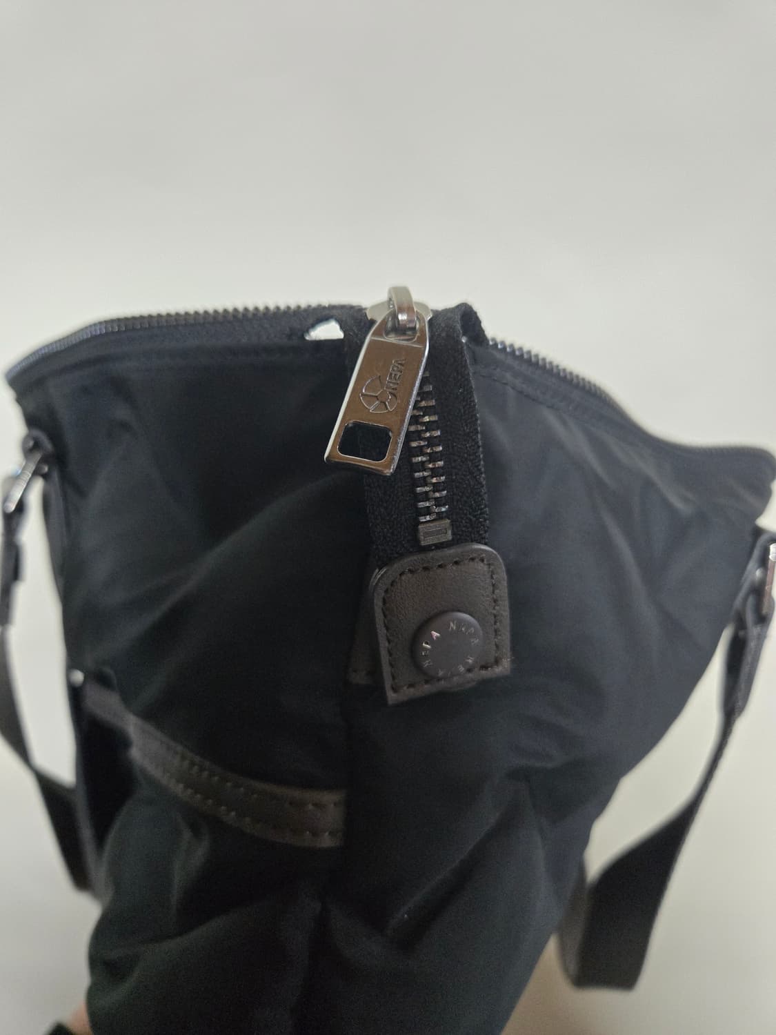 네파 블랙 퀼팅 토트백 가방 상품이미지7