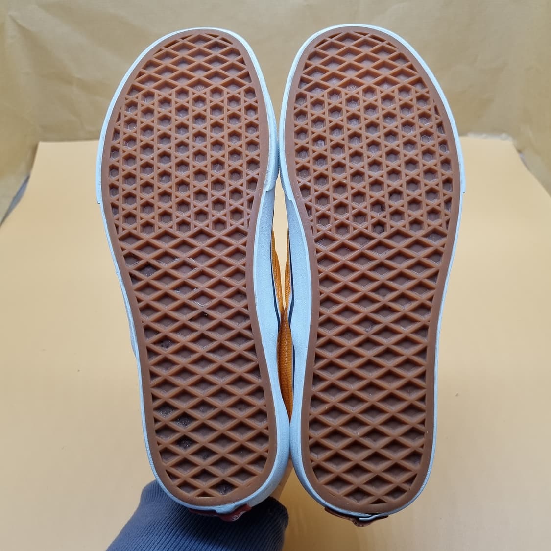 반스클래식 오렌지 남성슬립온250 상품이미지3