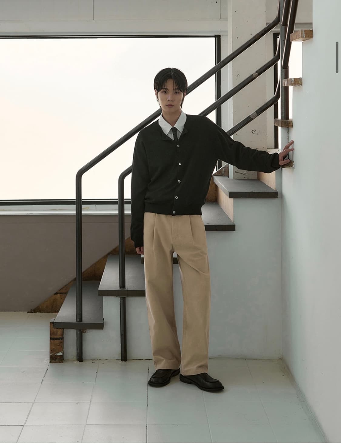 (새상품)(L) 아워데이즈 워시드 세미 와이드 코튼 치노 팬츠 BEIGE 상품이미지5