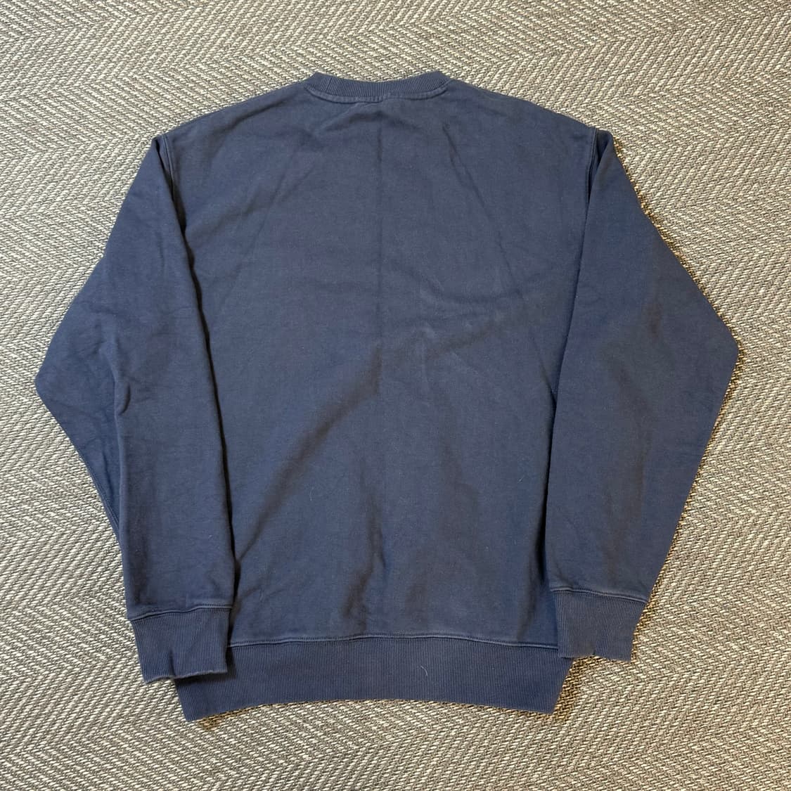 네이더스 엘보우패치 맨투맨 네이비  4 상품이미지4