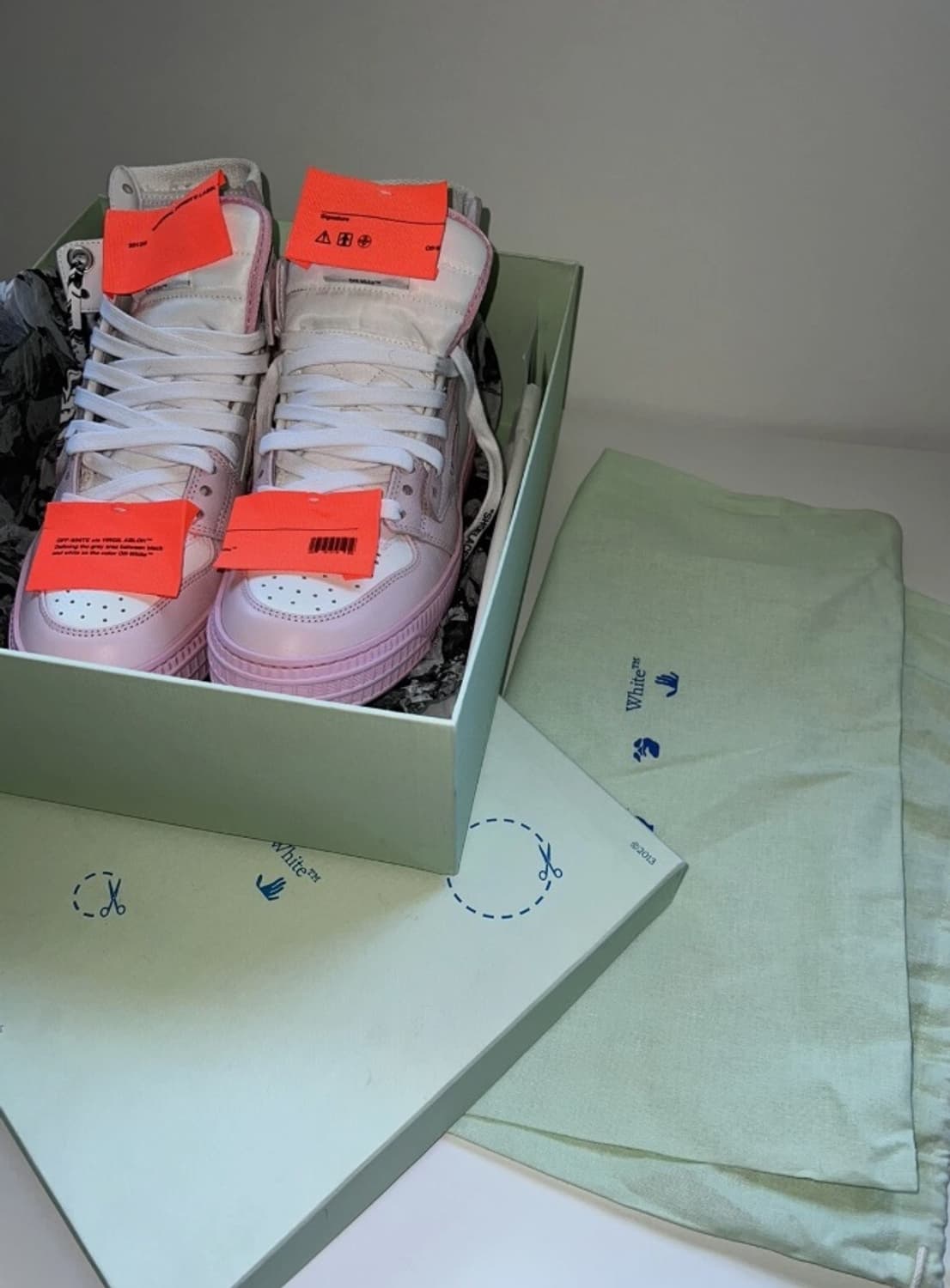 [정품] Off-White™ 아웃 오브 오피스 핑크 하이탑 240 상품이미지2