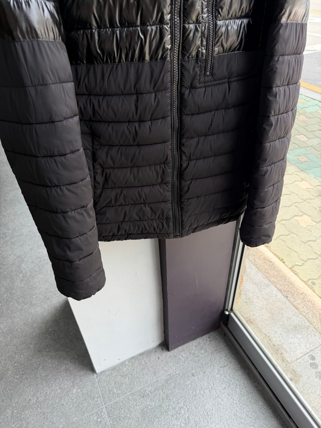 M/ 무스너클 로퍼 다운 경량패딩 점퍼 상품이미지4