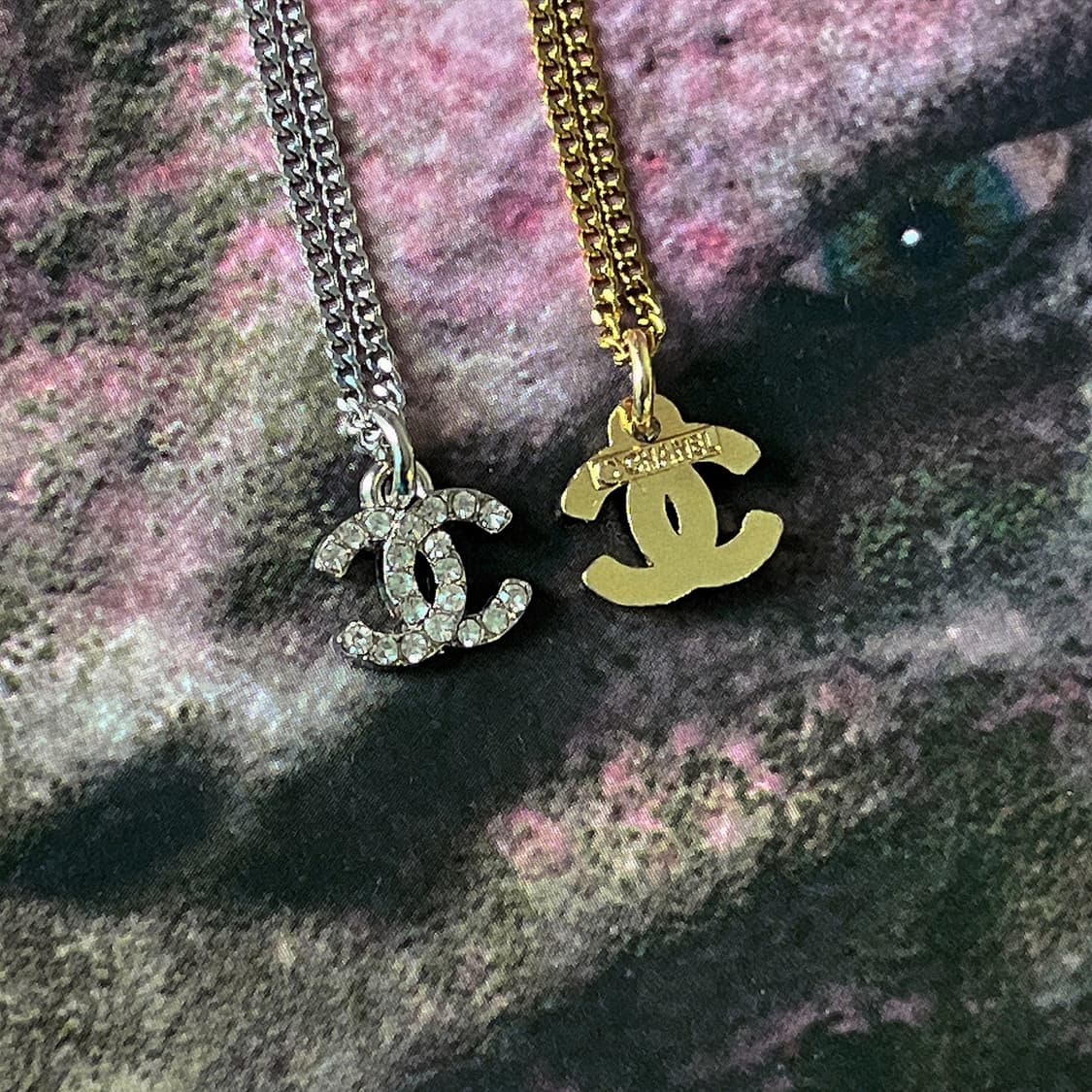 2Color 샤넬 쁘띠 크리스탈 CC 시그니처 목걸이 상품이미지6