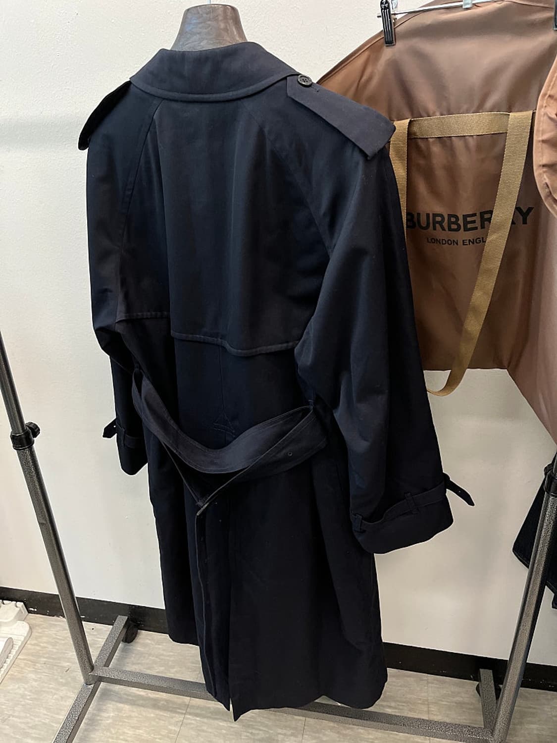 110) 버버리 런던 견장 트렌치코트  상품이미지6