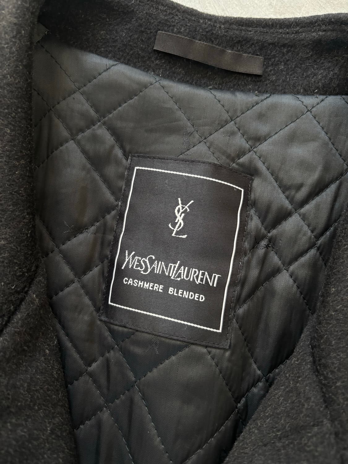 Yves Saint Laurent 입생로랑 블랙 캐시미어 블렌드 코트 상품이미지7