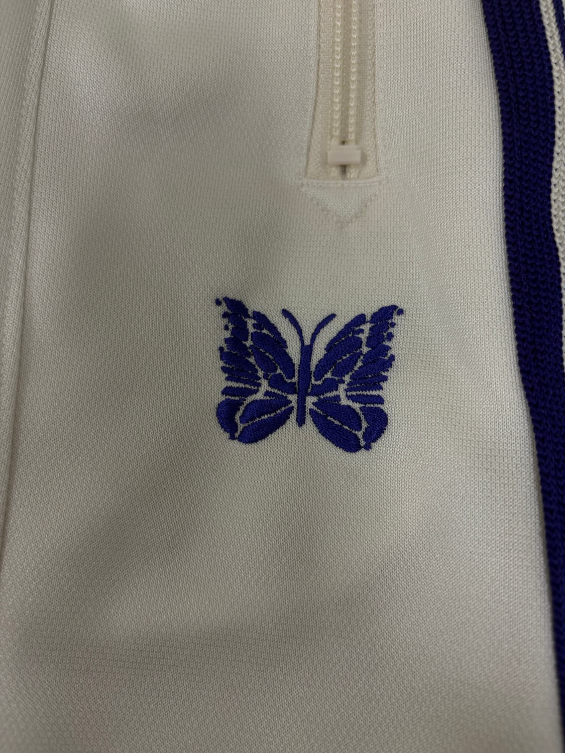 니들스 HD 트랙팬츠 화이트 퍼플 상품이미지2