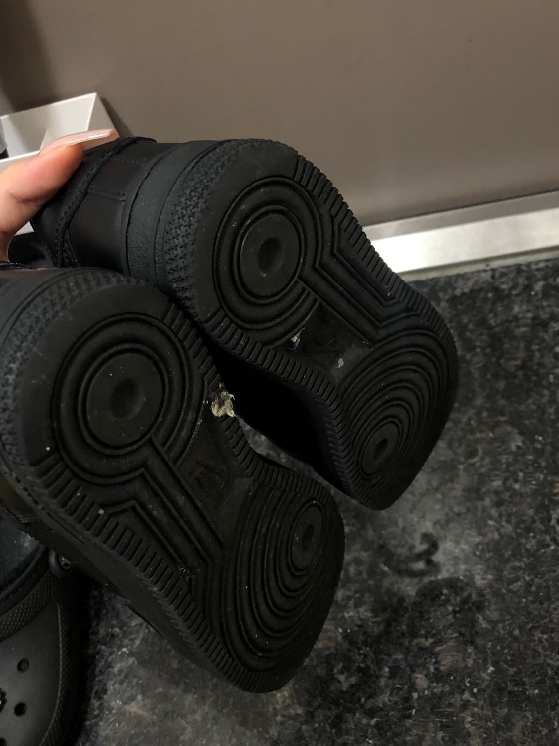 [230] 나이키 에어포스 올블랙 상품이미지3