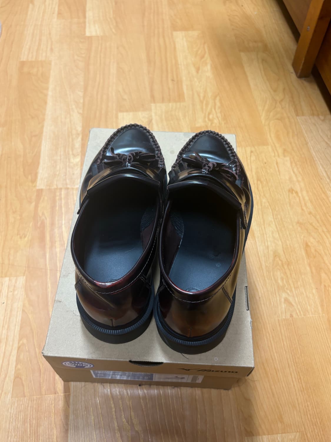 닥터마틴 아드리안 체리레드 uk9 상품이미지4