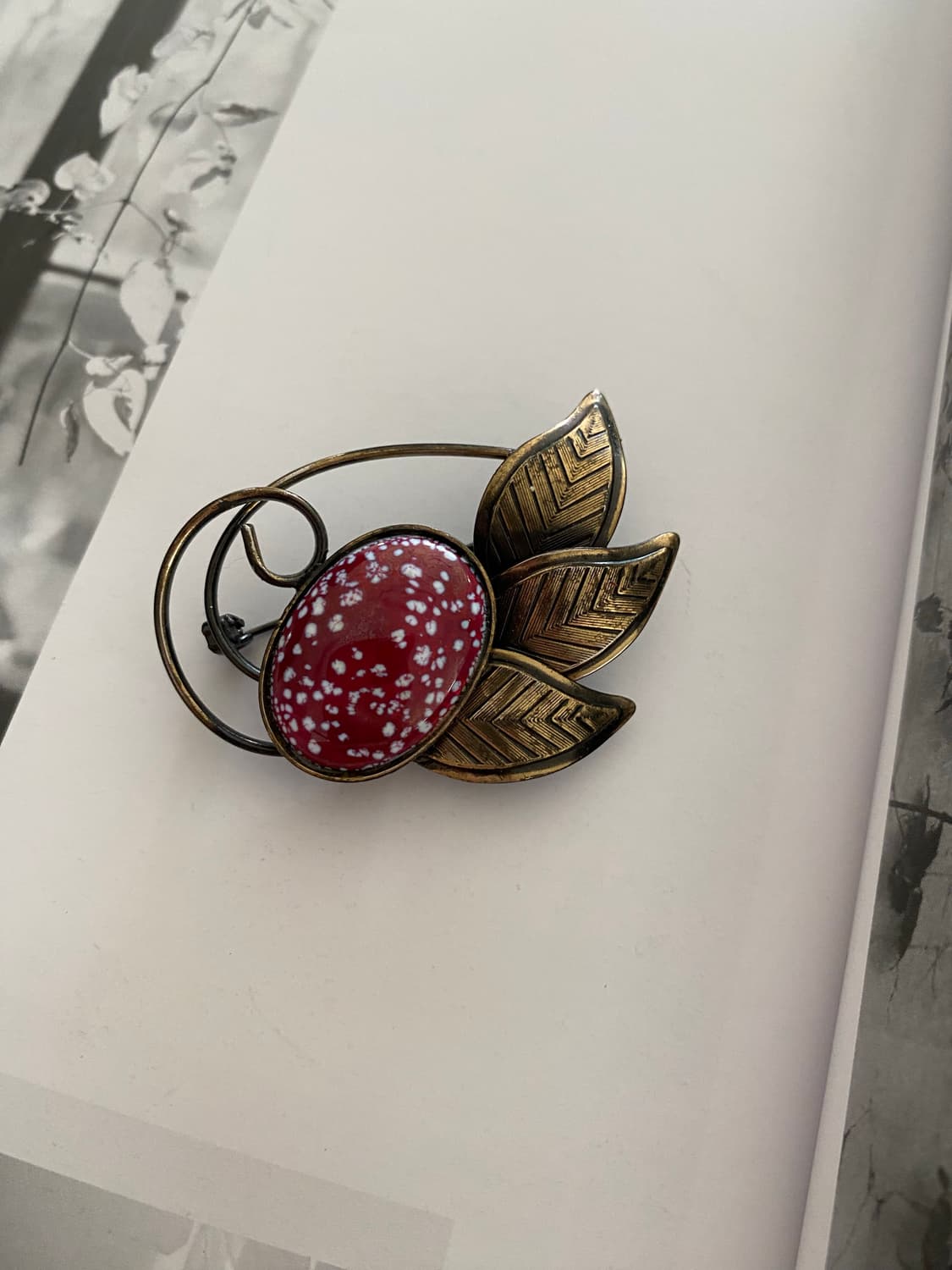 빈티지 잎사귀 모양 브로치 상품이미지2