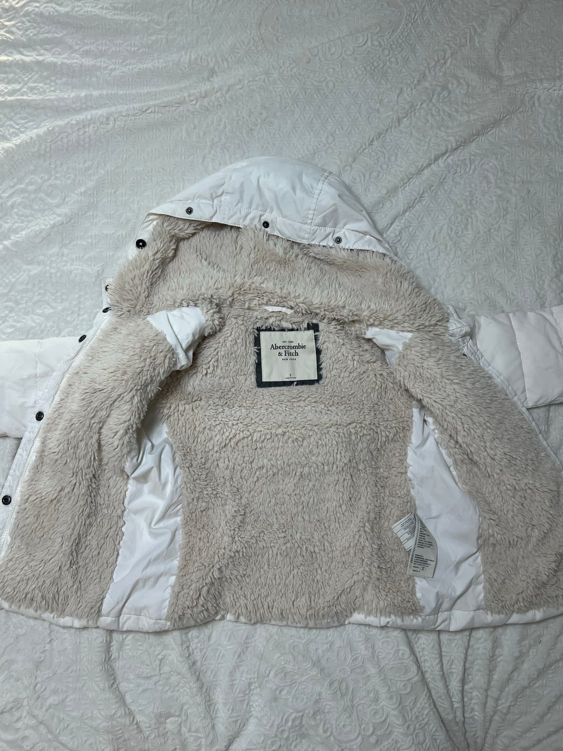 아베크롬비 화이트 퍼 패딩 상품이미지2