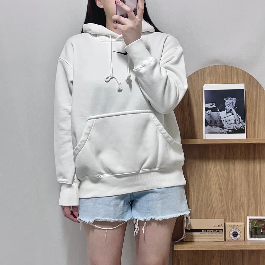 [정품] 나이키 화이트 중앙스우시 기모 후드티 [ S ] 상품이미지3