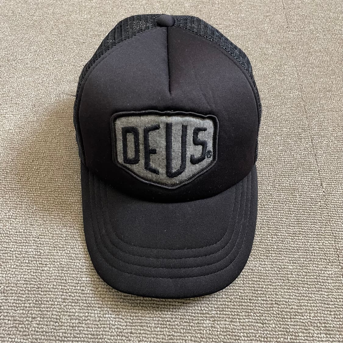 deus 데우스 트러커 매쉬캡 상품이미지1