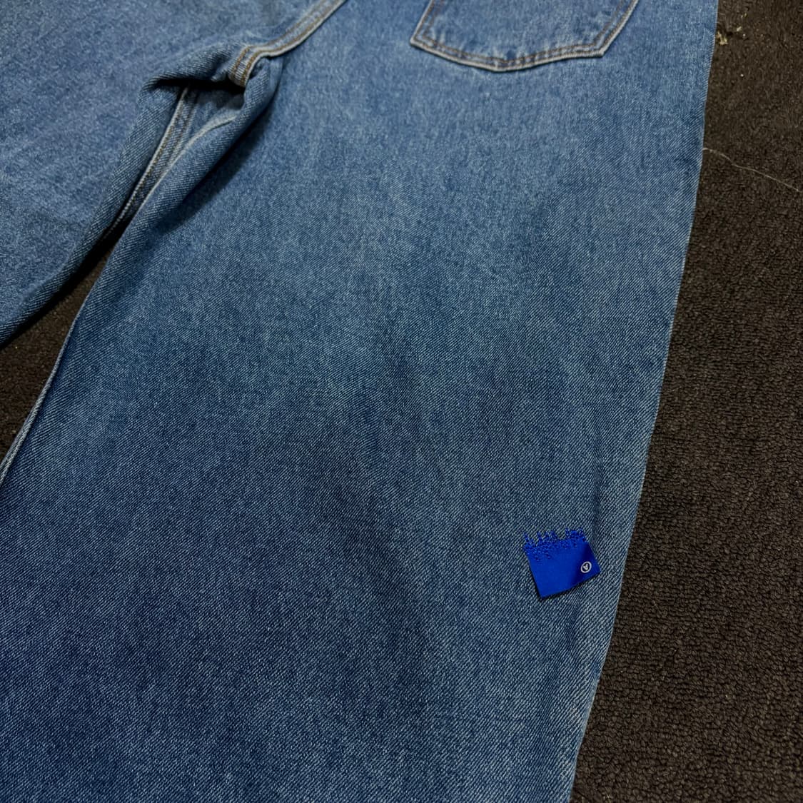 아더에러 연청 와이드 핀턱 데님 팬츠 청바지 m 상품이미지4