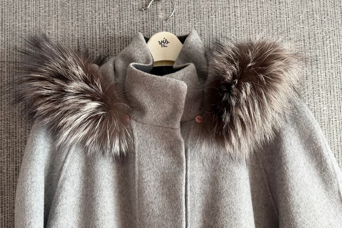 더아이잣 폭스 퍼 여우털 후드 탈부착 그레이 울 블렌드 케이프 코트 망토 상품이미지2