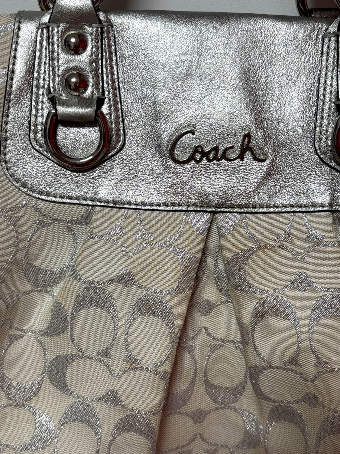 [Coach] 코치 Signature Metallic Tote Bag 상품이미지4