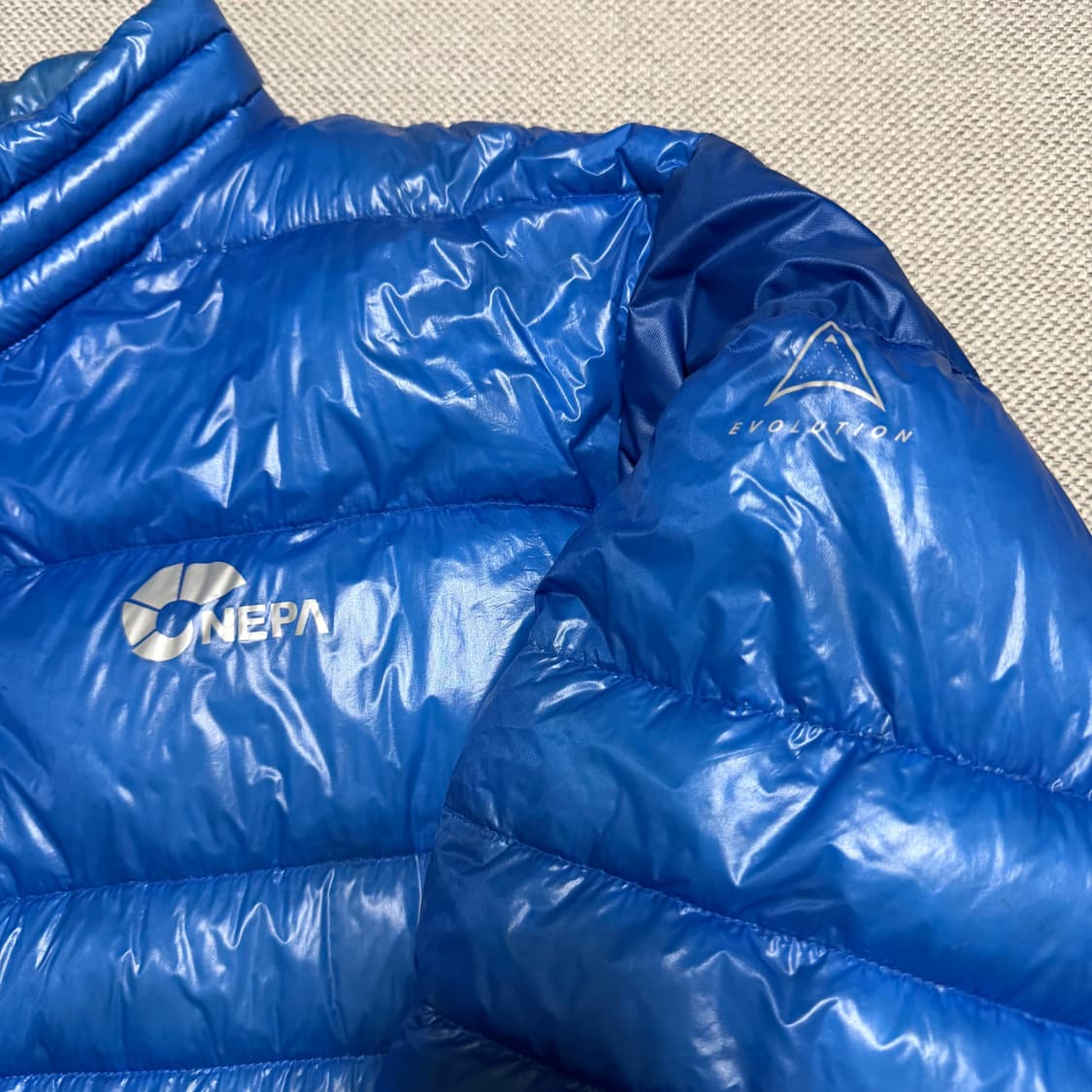 네파 Evolution 850 경량 다운 패딩 상품이미지3