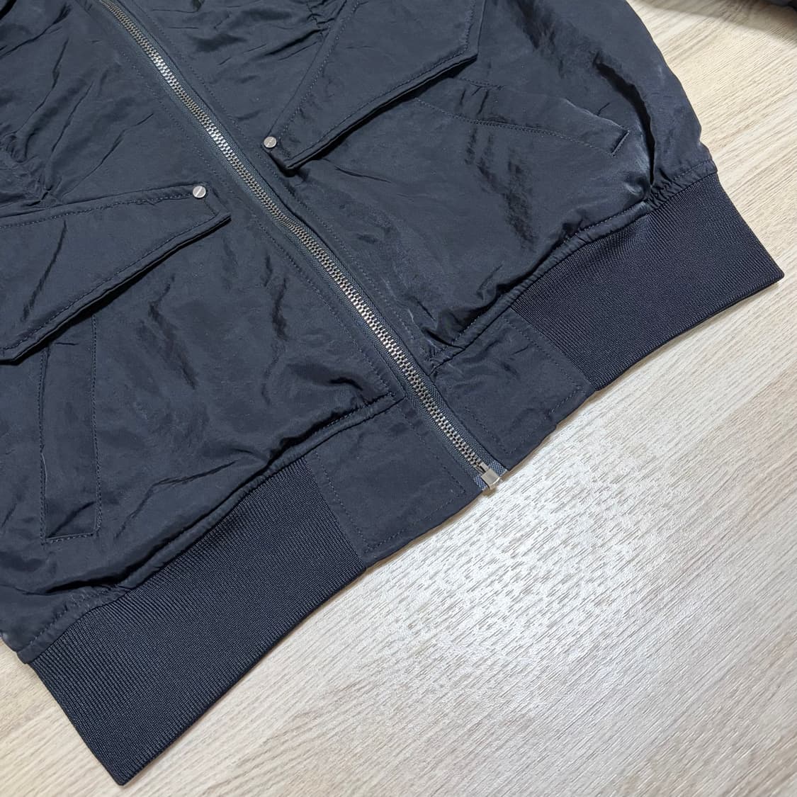 본바트 Highneck Bomber Jacket 상품이미지3