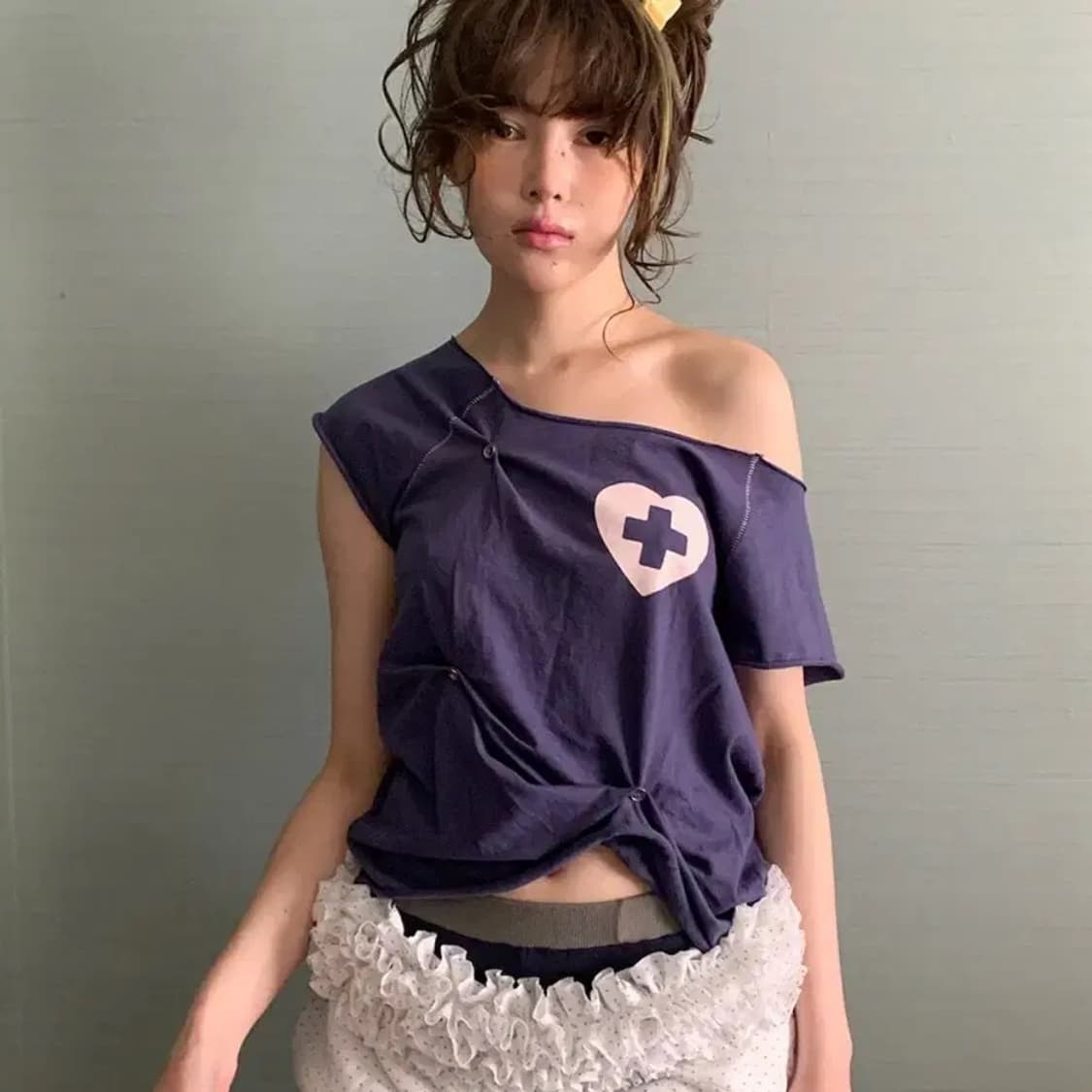 샵페어리 버튼 탑 상품이미지1