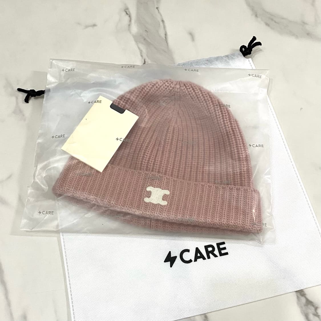 거의새것 셀린느 트리오페 로고 캐시미어 비니 핑크 상품이미지6