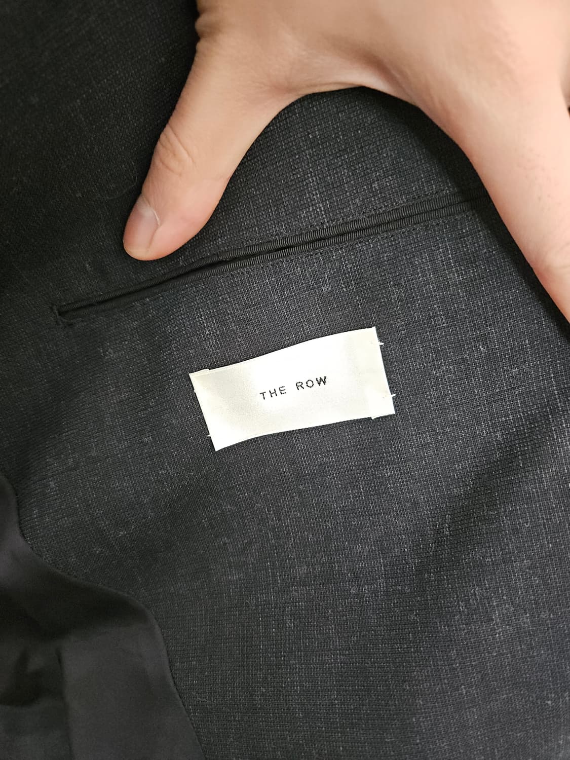 더 로우 피크드 라펠 싱글 블레이저 상품이미지3