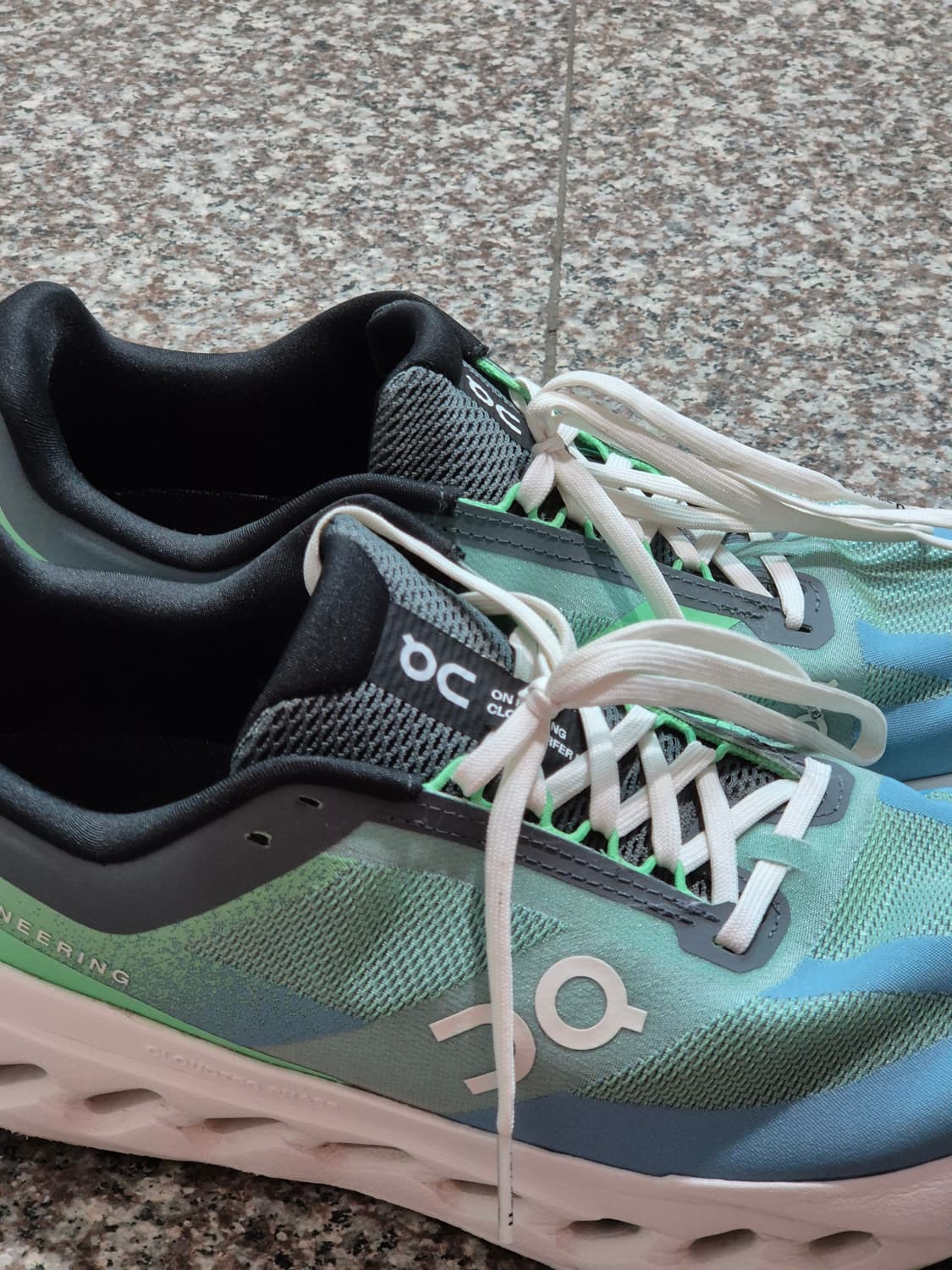 온러닝 클라우드 서퍼 넥스트 265 마일리지 10km 상품이미지2