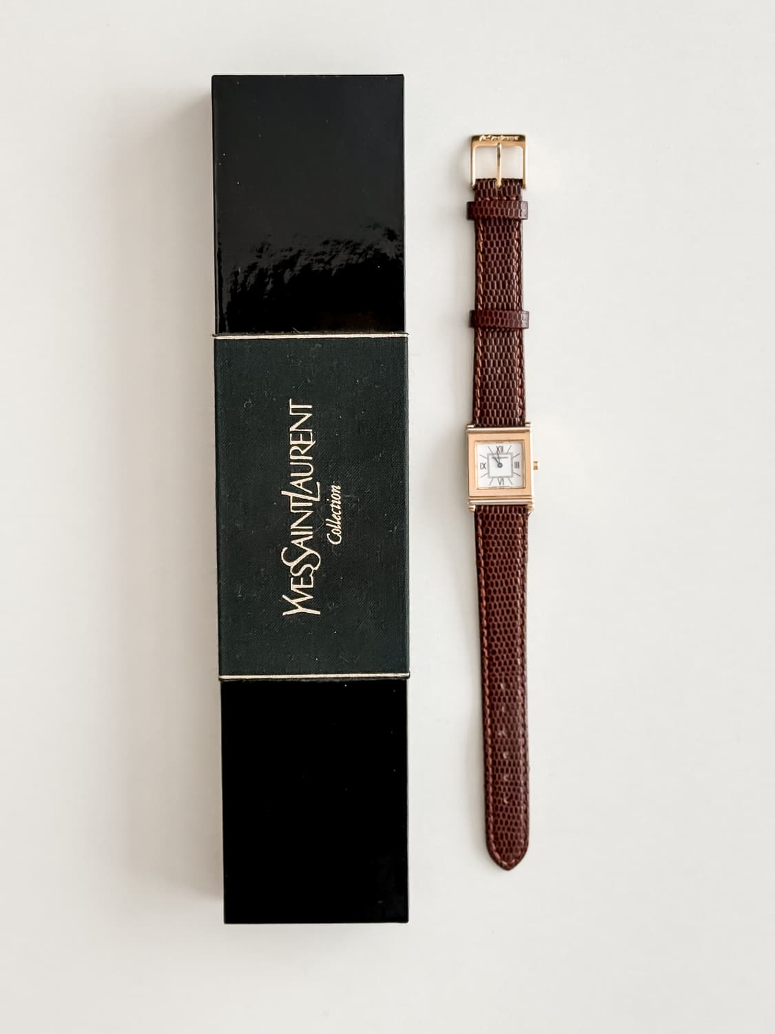 입생로랑 스퀘어 탱크 스텝드 시계 상품이미지10