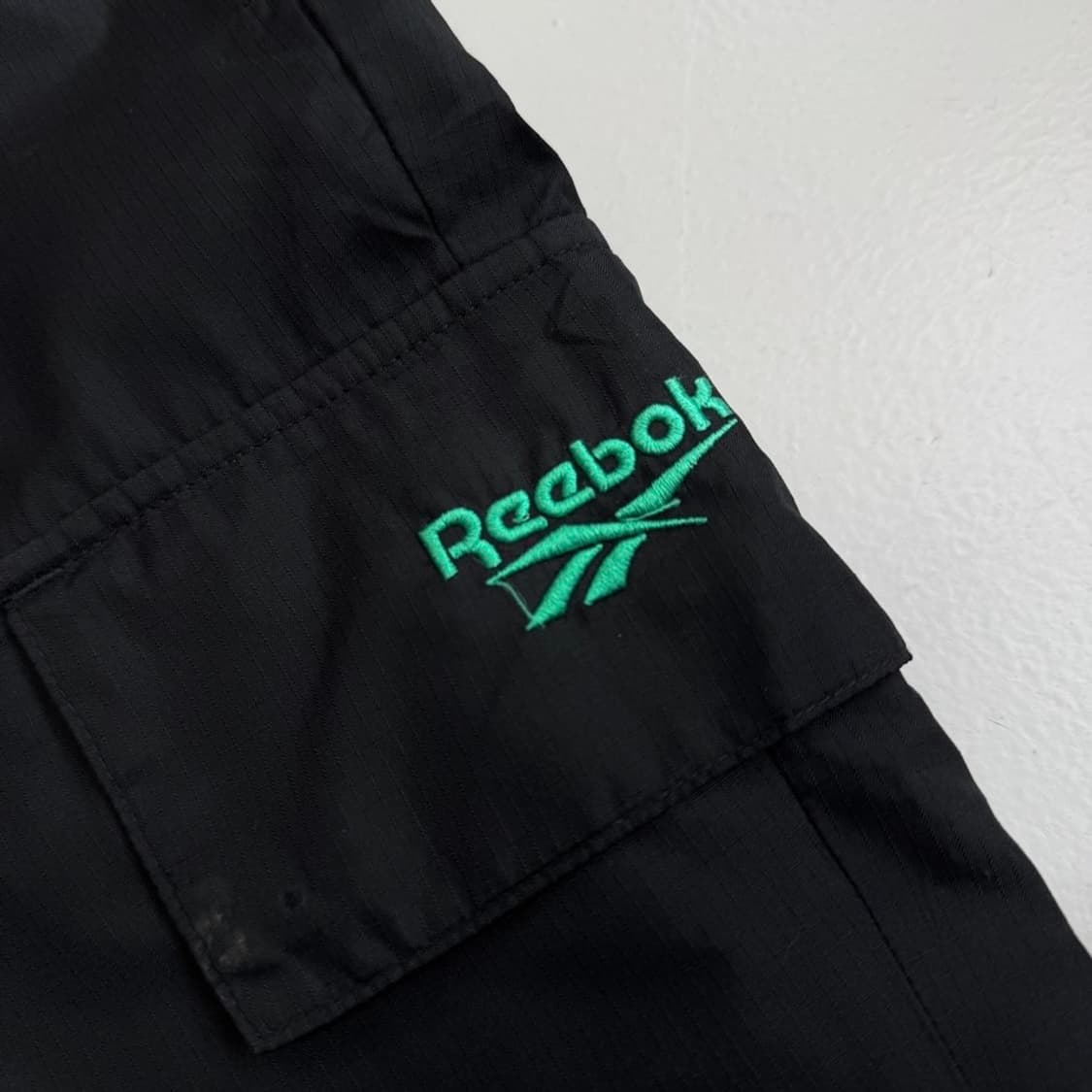 리복 00s 올드스쿨 카고 바람막이 트랙팬츠 상품이미지3