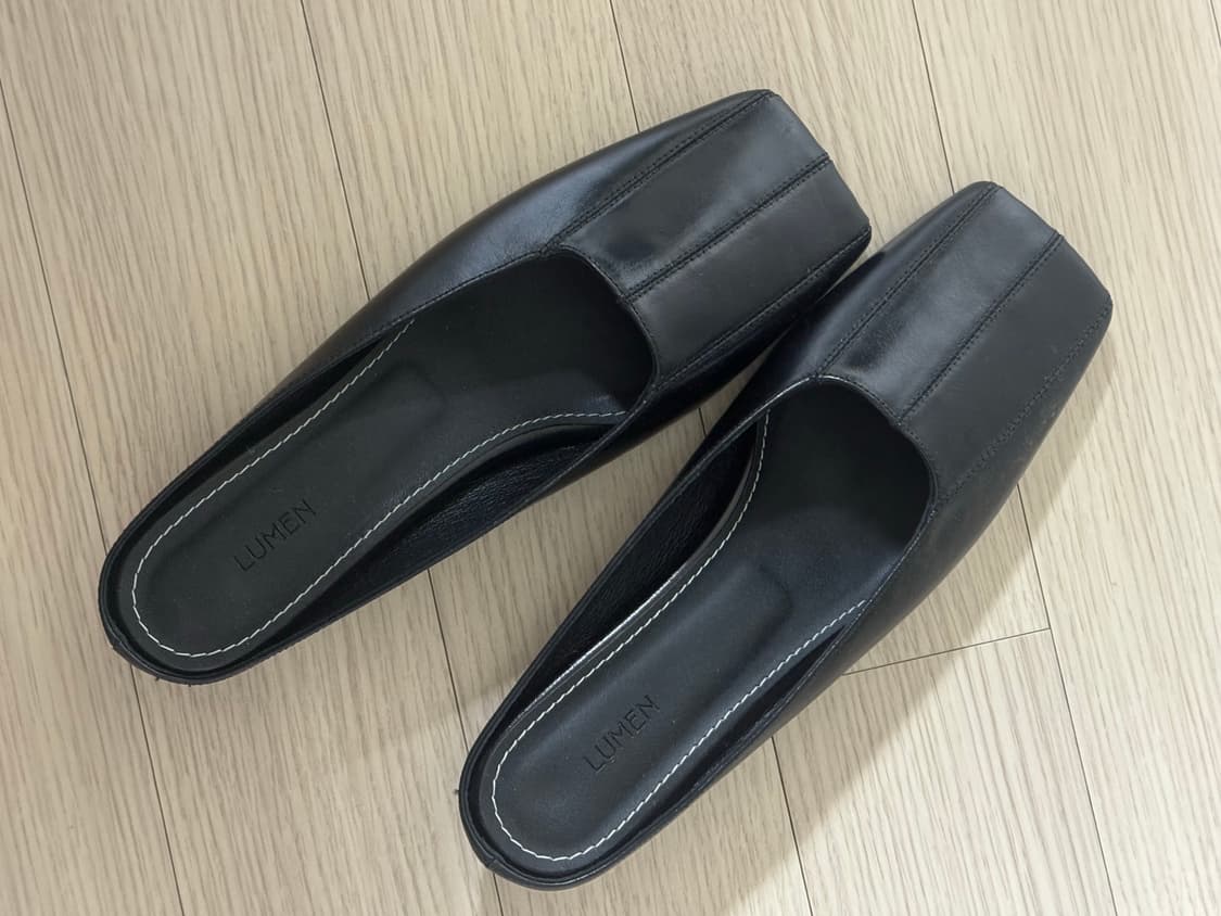 아뜰리에 드 루멘 스퀘어 뮬 3cm 상품이미지1