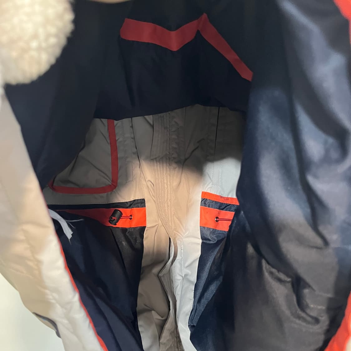 헤지스 남성 다운패딩 100 상태최상 한겨울 상품이미지4