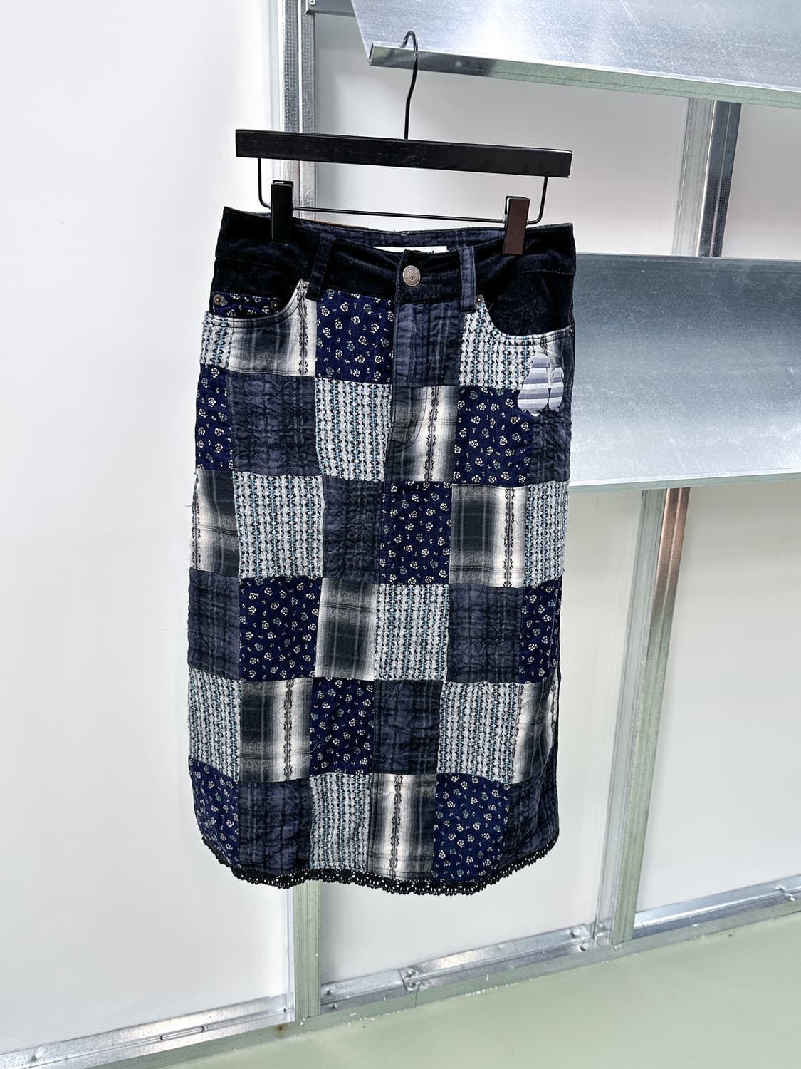 dog patchwork corduroy skirt 상품이미지1
