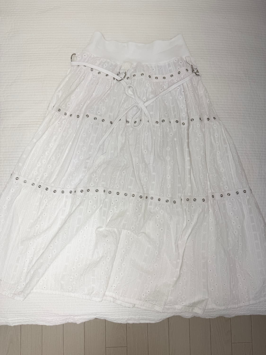 (실물O) Tiered Eyelet Maxi Skirt 낫노잉 스커트 상품이미지6