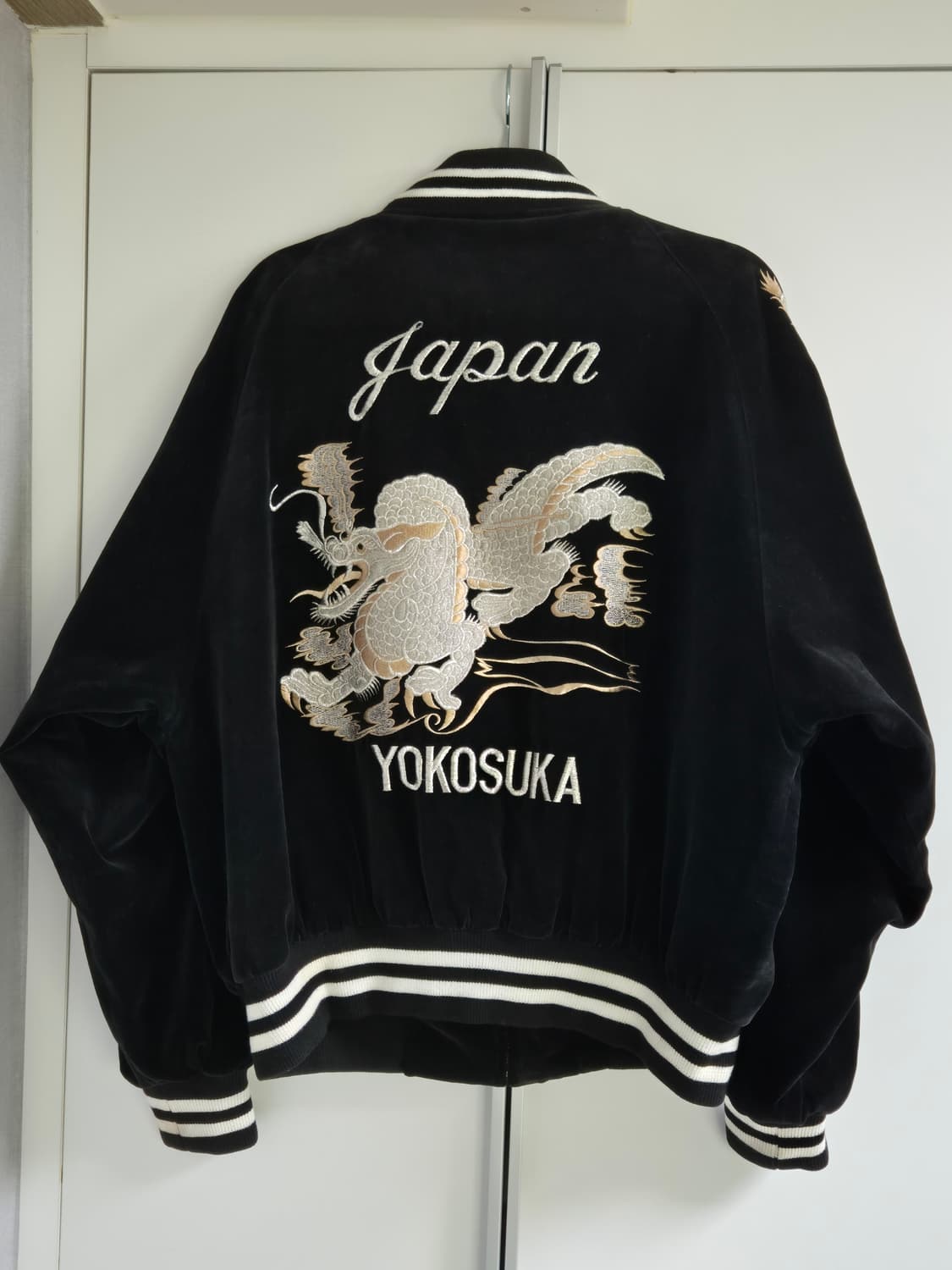 LONDON F.B. 80’s 白龍 벨벳 스카쟌 상품이미지2