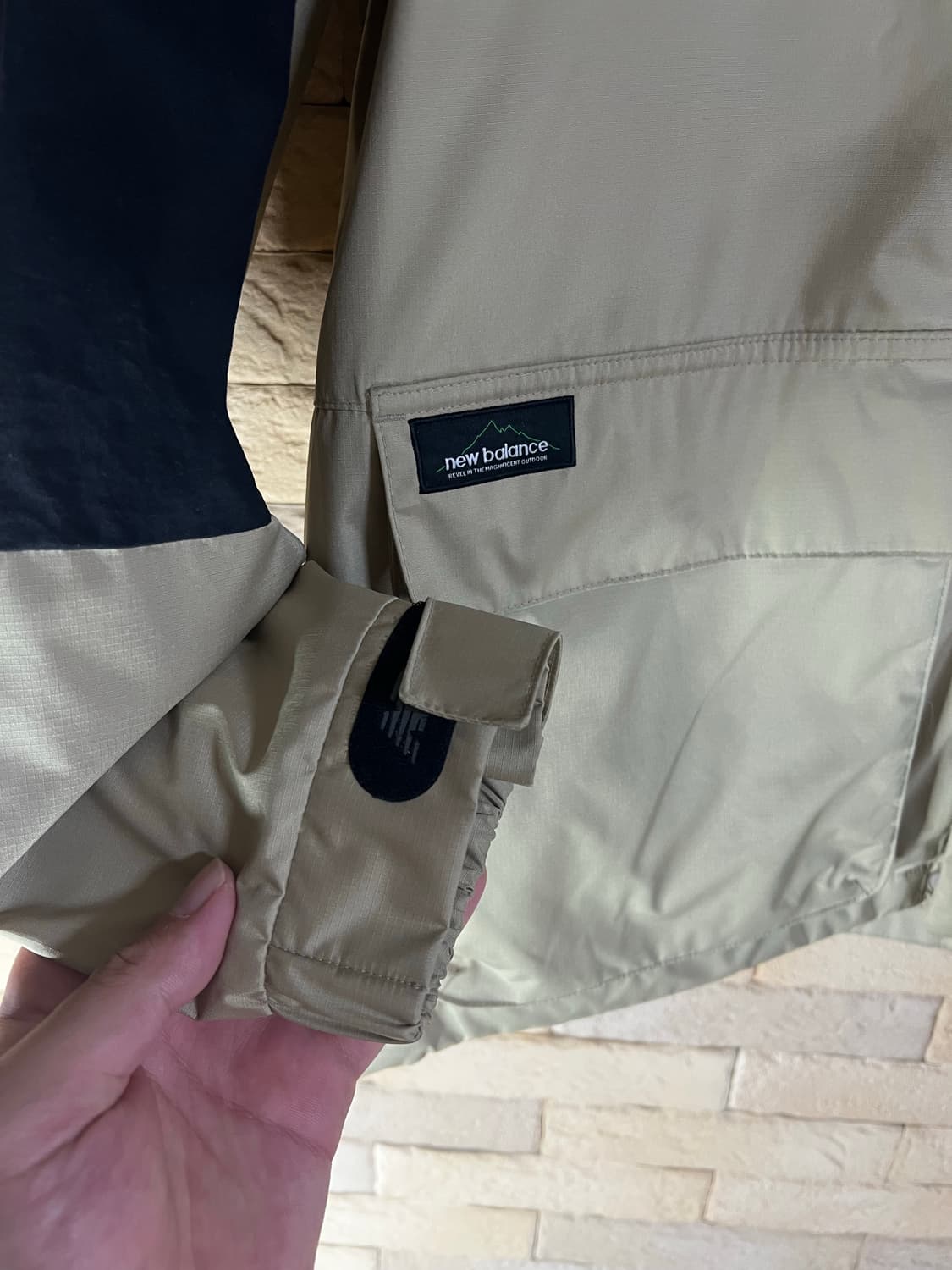 뉴발란스 코듀라 아웃도어 자켓  상품이미지2