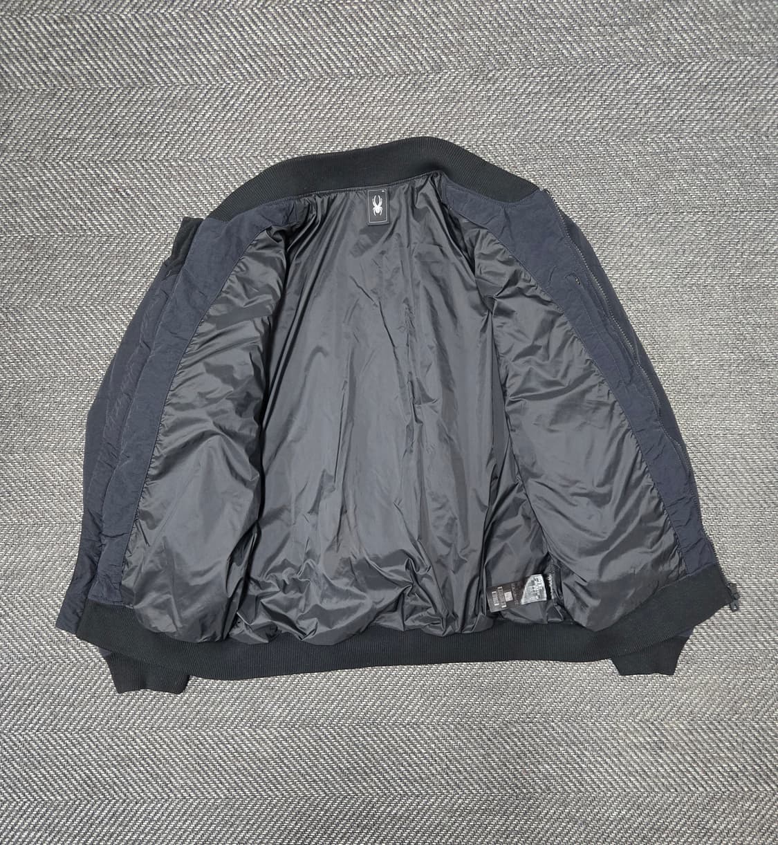 스파이더 봄버 자켓 블랙 라이프 스타일 스퀘어 퀼팅 자켓 상품이미지3