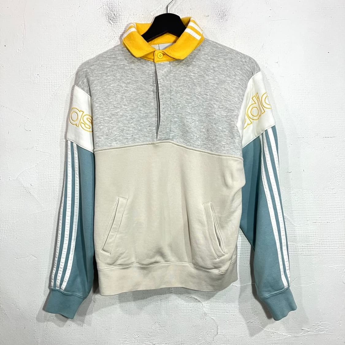 아디다스 y2k 맨투맨 상품이미지2