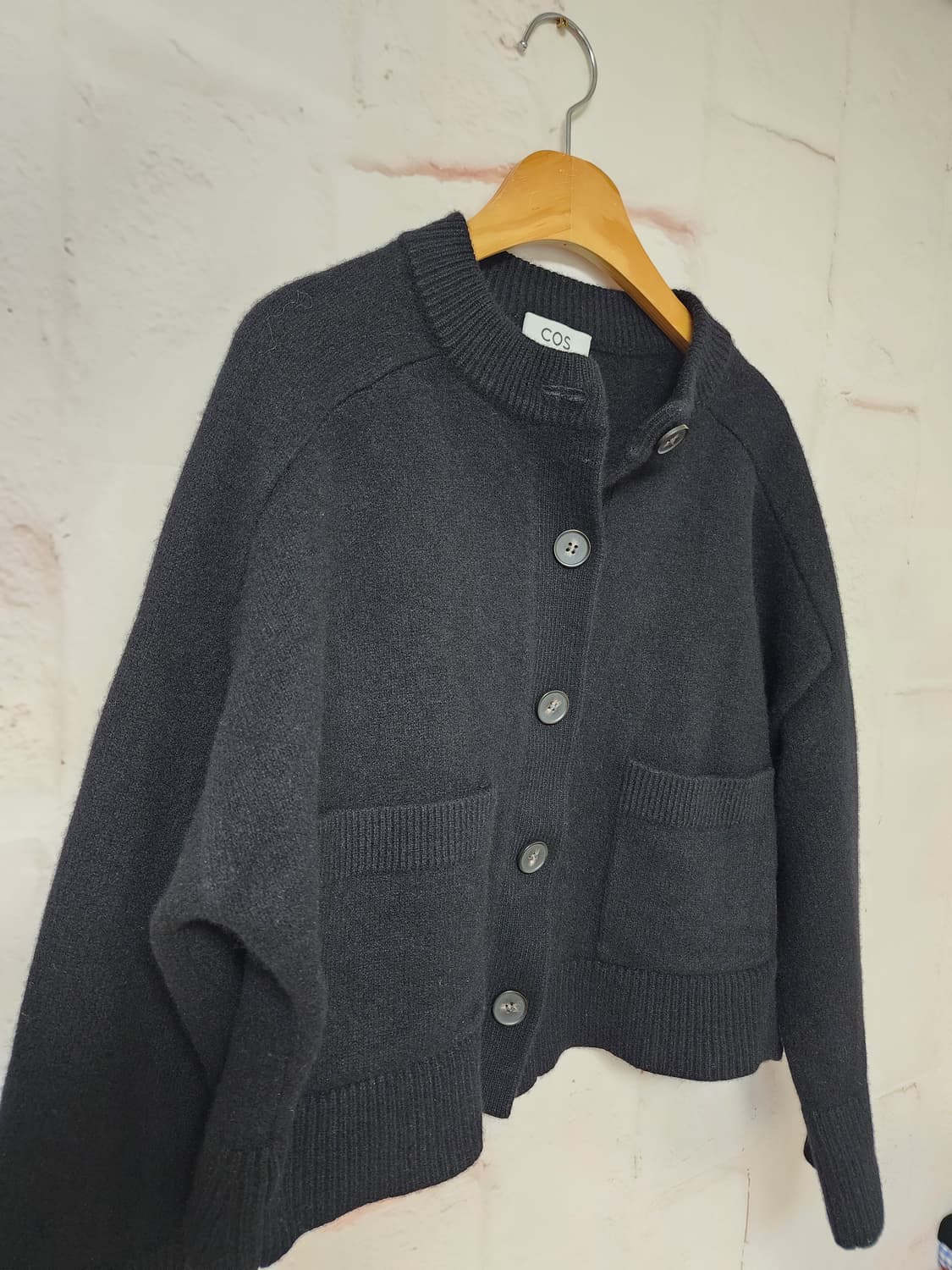 COS 울 크롭 가디건 상품이미지3