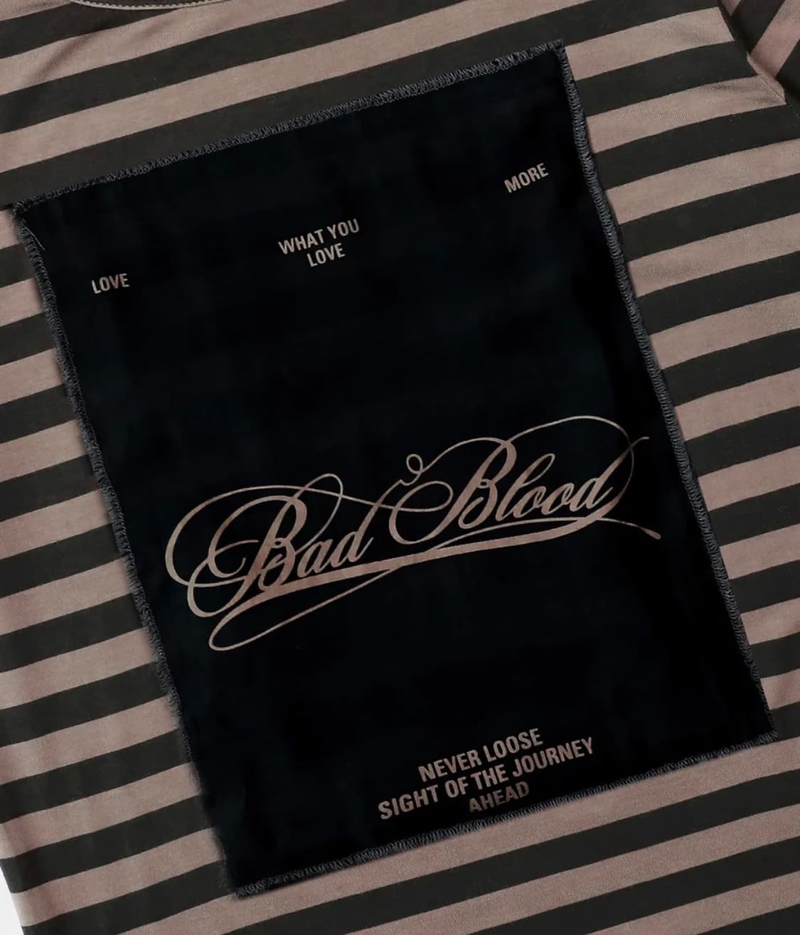 다크 클래식 스트라이프 티셔츠 상품이미지3