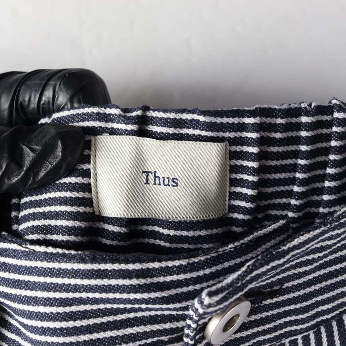 THUS 스트라이프 하이웨스트 와이드 팬츠 상품이미지5