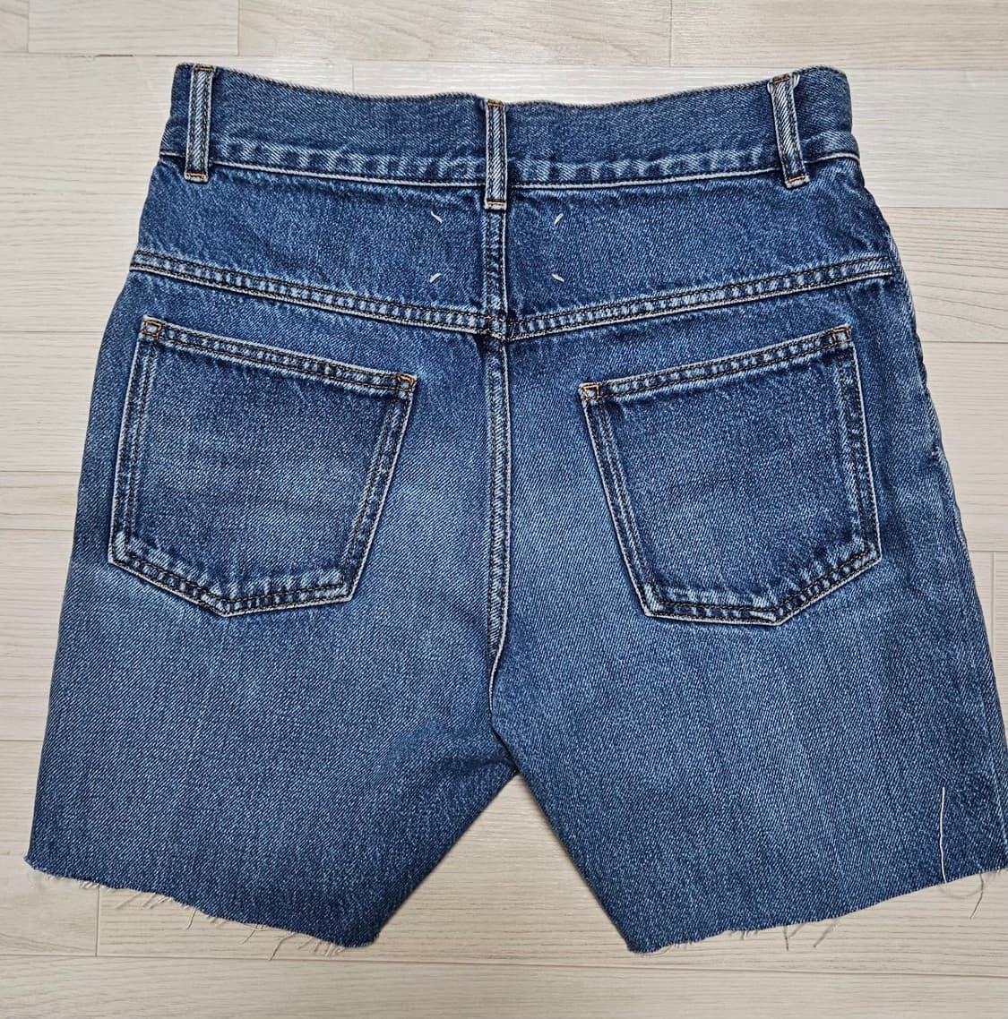 마르지엘라 커팅 쇼츠 상품이미지3