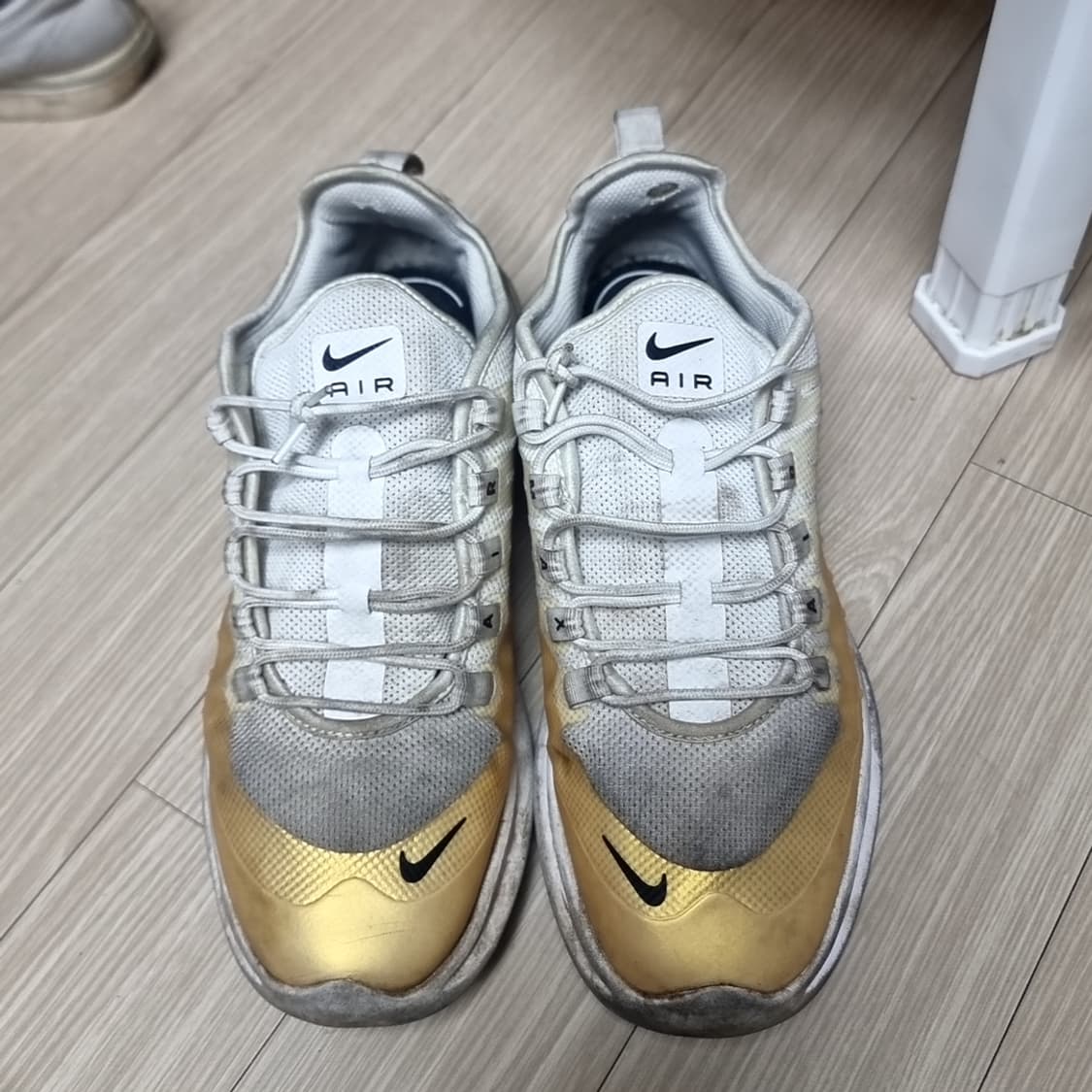 나이키 에어맥스 운동화 화이트/골드(280) 상품이미지3