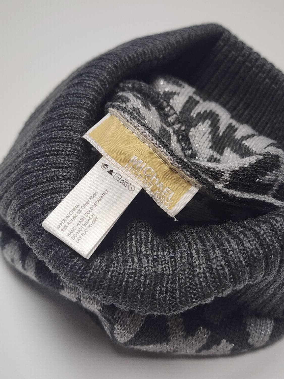 정품 마이클코어스 니트 머플러, 모자, 장갑 3종세트  상품이미지7