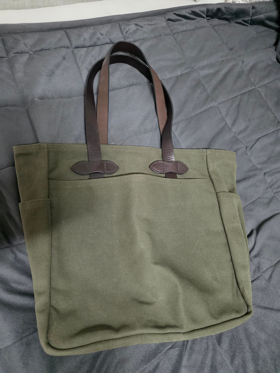 필슨 FILSON 숄더백 카키 캔버스 소재 / 사용감 적음 상품이미지2
