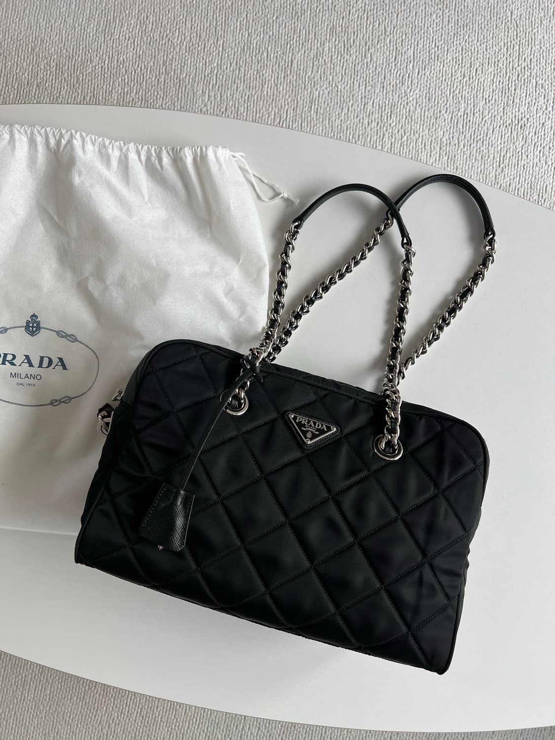 프라다 퀄팅체인 나일론 숄더백 (정품) 상품이미지4