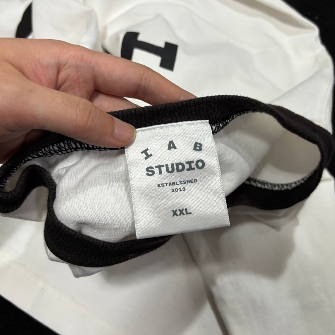 2XL 아이앱 스튜디오 이스테블리시드 화이트 링거 티셔츠 상품이미지4